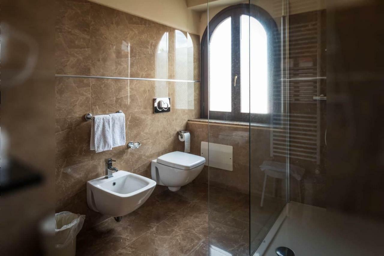 Hotel Del Corso Sant'Antioco Bagian luar foto